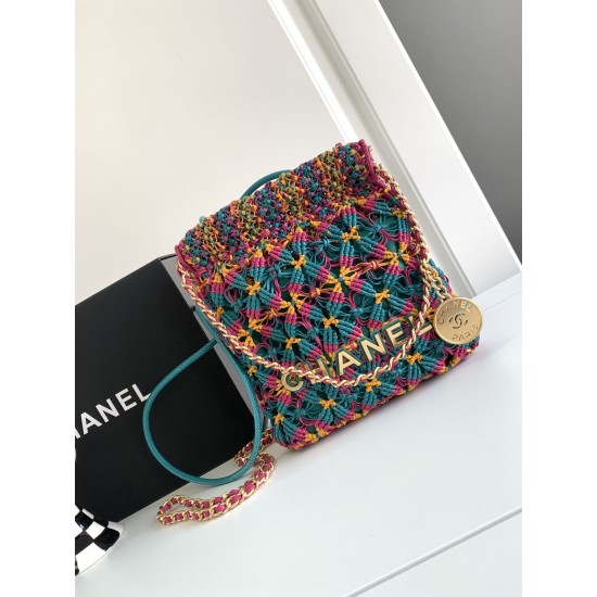 CHANEL 22 Bag