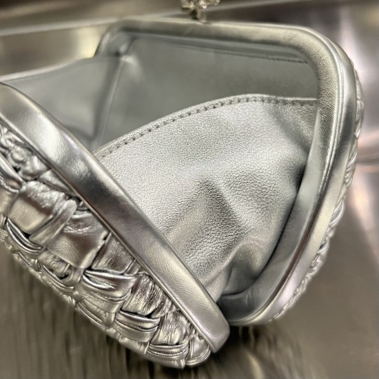 Bottega Veneta More