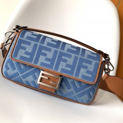 FENDI Baguette