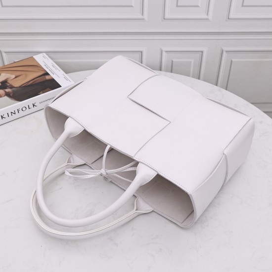 Bottega Veneta Tote