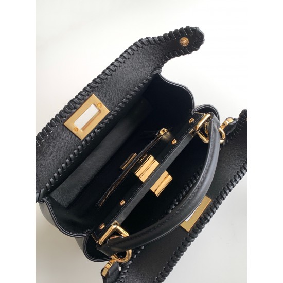 FENDI Peekaboo