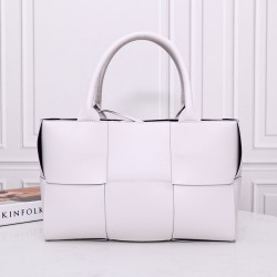 Bottega Veneta Tote