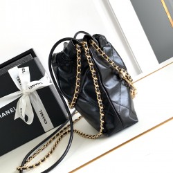 CHANEL 22 Bag