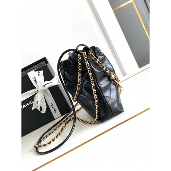 CHANEL 22 Bag