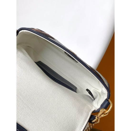 FENDI Baguette