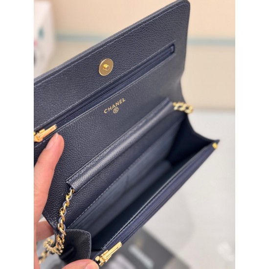 CHANEL WOC
