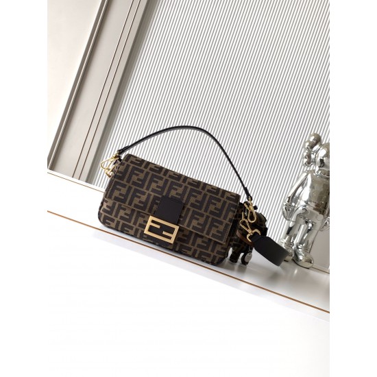 FENDI Baguette