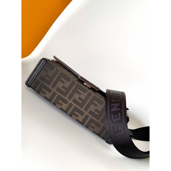 FENDI Baguette
