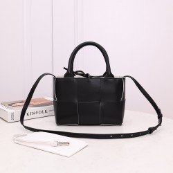 Bottega Veneta Tote