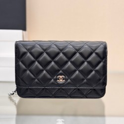 CHANEL WOC