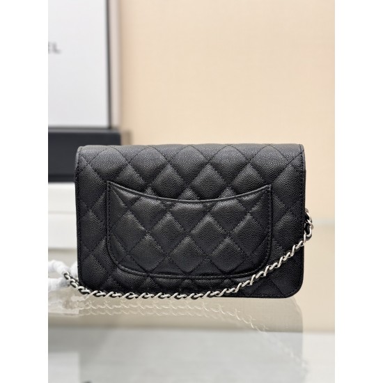 CHANEL WOC