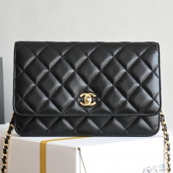 CHANEL WOC
