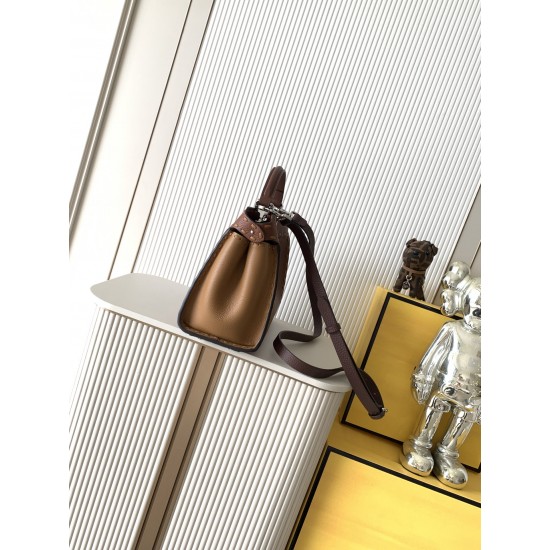 FENDI Peekaboo