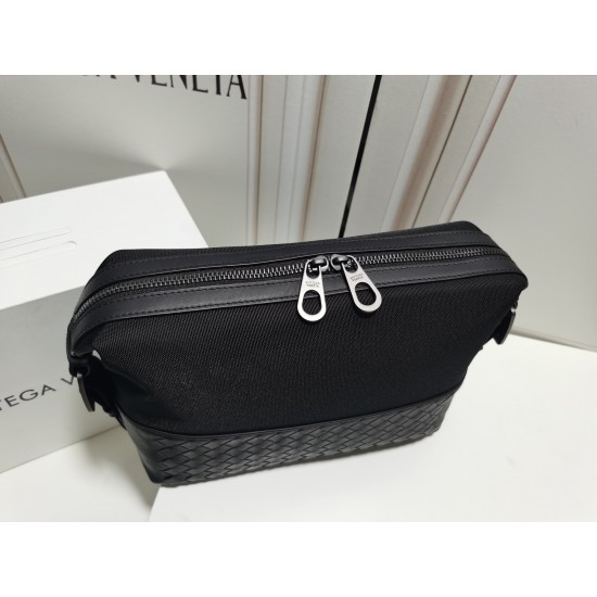 Bottega Veneta More