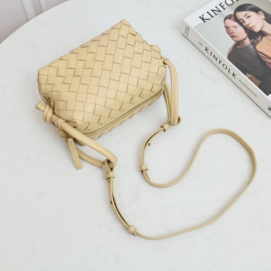 Bottega Veneta Loop
