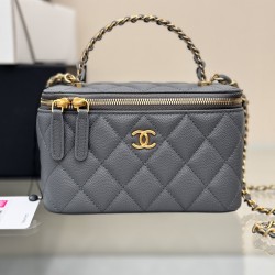 CHANEL WOC