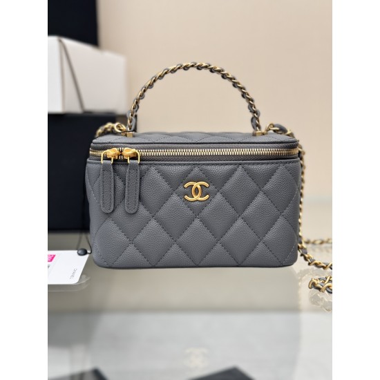 CHANEL WOC