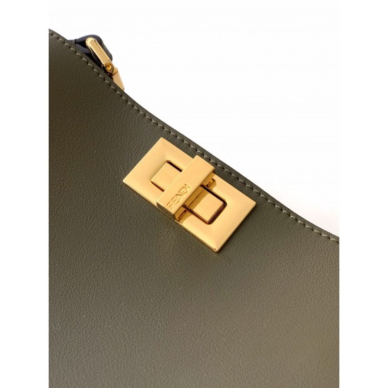 FENDI Peekaboo