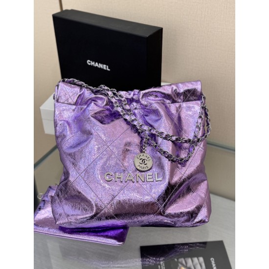 CHANEL 22 Bag