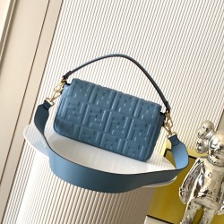 FENDI Baguette