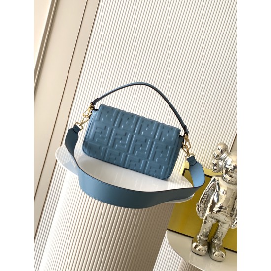 FENDI Baguette