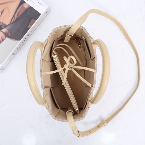 Bottega Veneta Tote