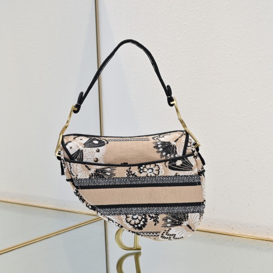 Dior Saddle