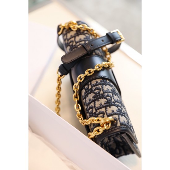 Dior Montaigne