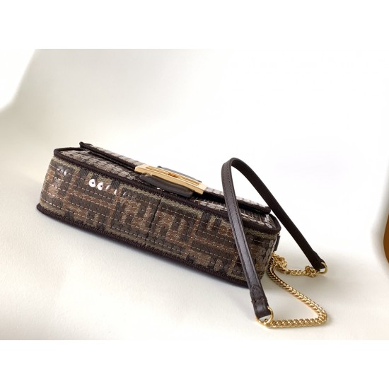 FENDI Baguette