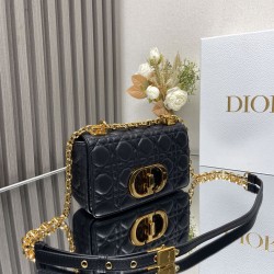 Dior Montaigne