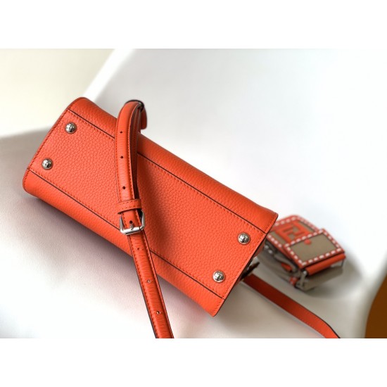 FENDI Peekaboo