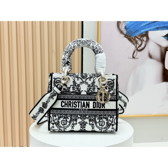Dior Lady
