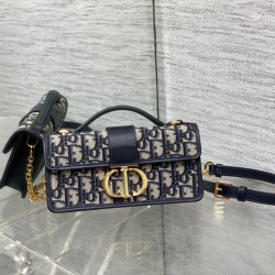 Dior Montaigne