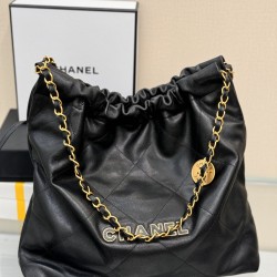 CHANEL 22 Bag