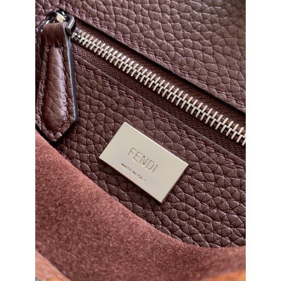 FENDI Peekaboo