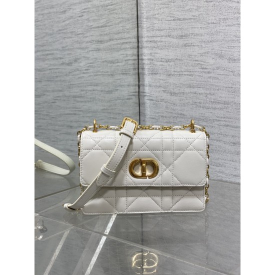 Dior Caro