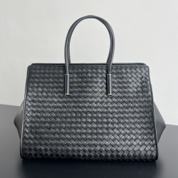 Bottega Veneta Tote