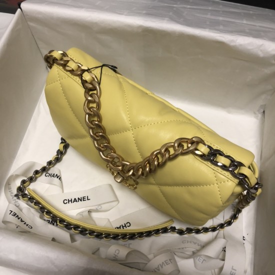 CHANEL 19 BAG