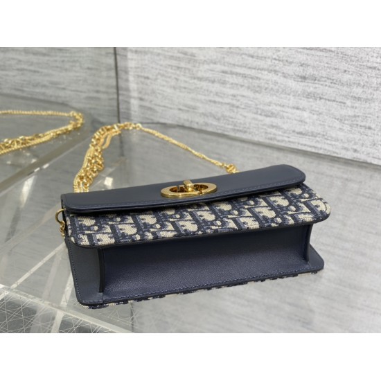 Dior Caro