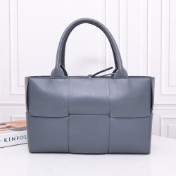 Bottega Veneta Tote