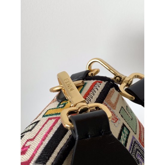FENDI Baguette