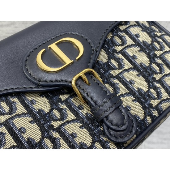 Dior Montaigne