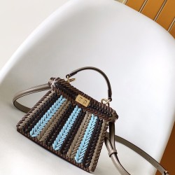 FENDI Peekaboo