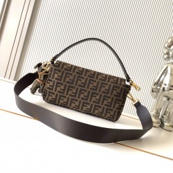 FENDI Baguette