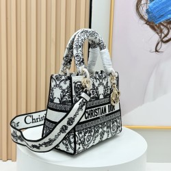 Dior Lady