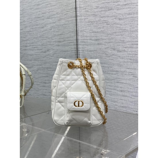 Dior Caro