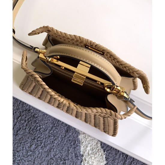 FENDI Peekaboo
