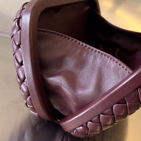 Bottega Veneta More