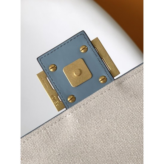 FENDI Baguette