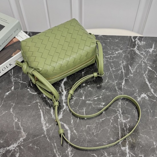 Bottega Veneta Loop